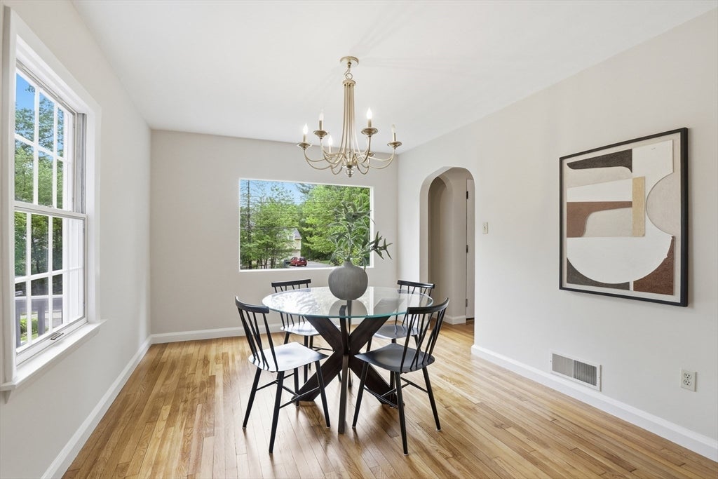 106 Concord Rd, Bedford, MA, 106 Concord Rd, Bedford, MA Photo #10