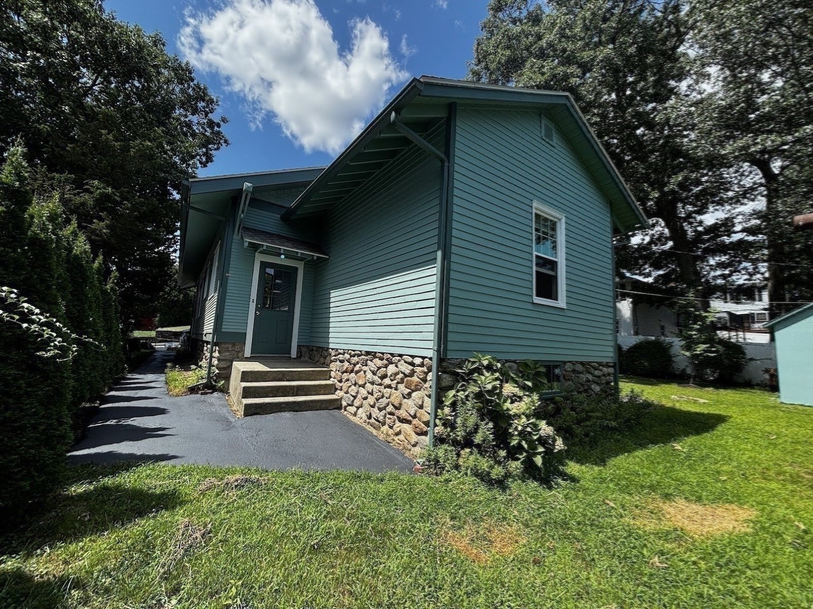 151 Farrar Ave, Worcester, MA Photo #16