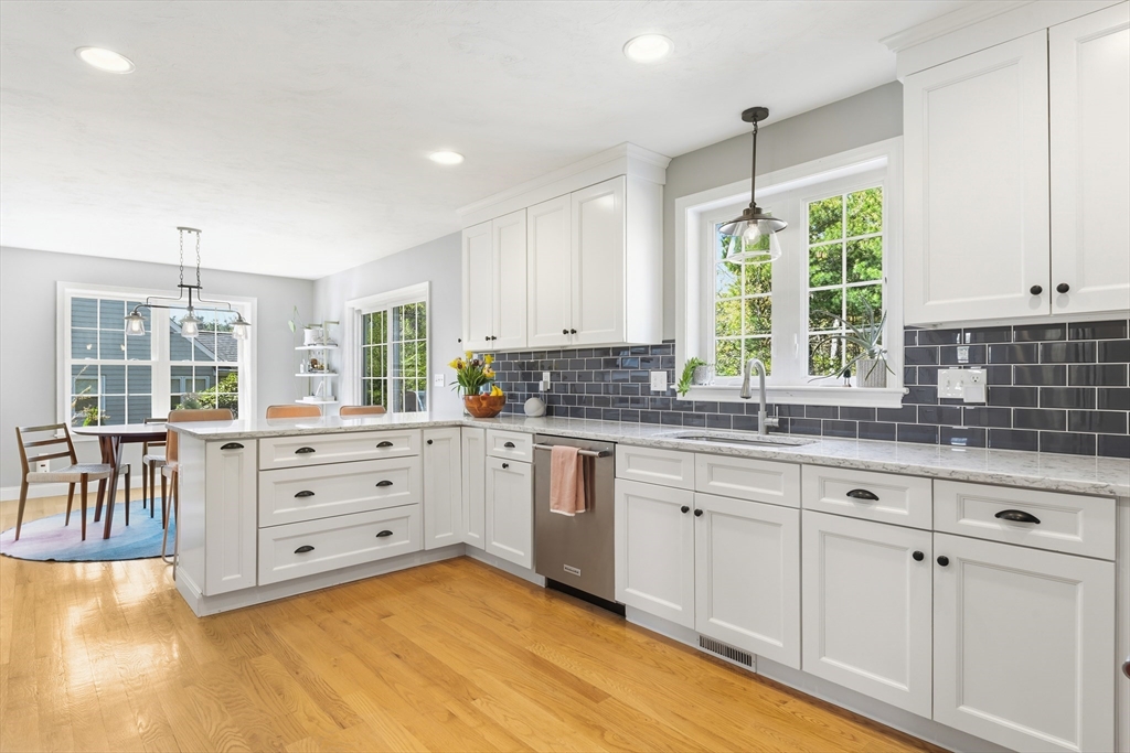 372 Franklin St, Mansfield, MA, 372 Franklin St, Mansfield, MA Photo #4