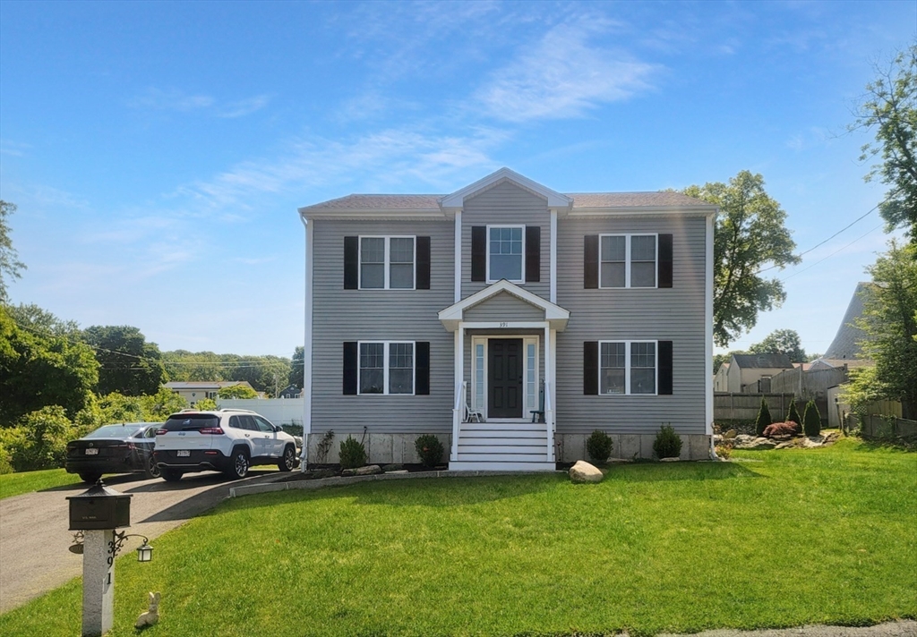 391 Gibbs St
