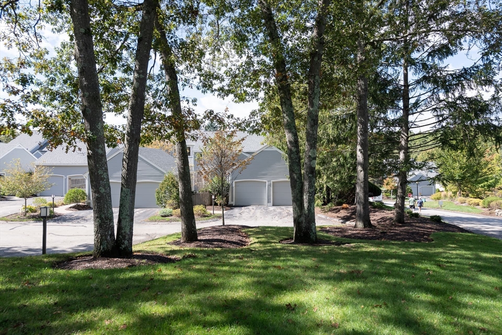 40 Hillside Drive 40