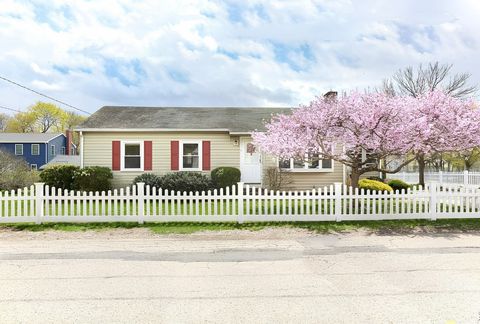 Photo of 5 Arch Street, Abington, MA 02351 (MLS # 73505170)