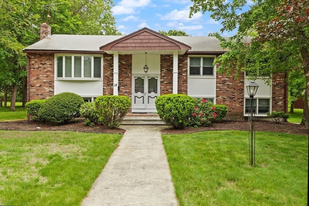 18 Sunset Dr