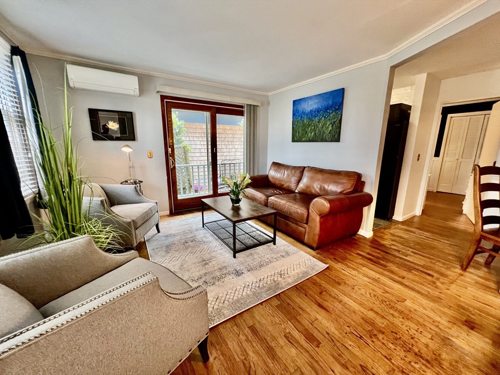 3 Winthrop Street 1