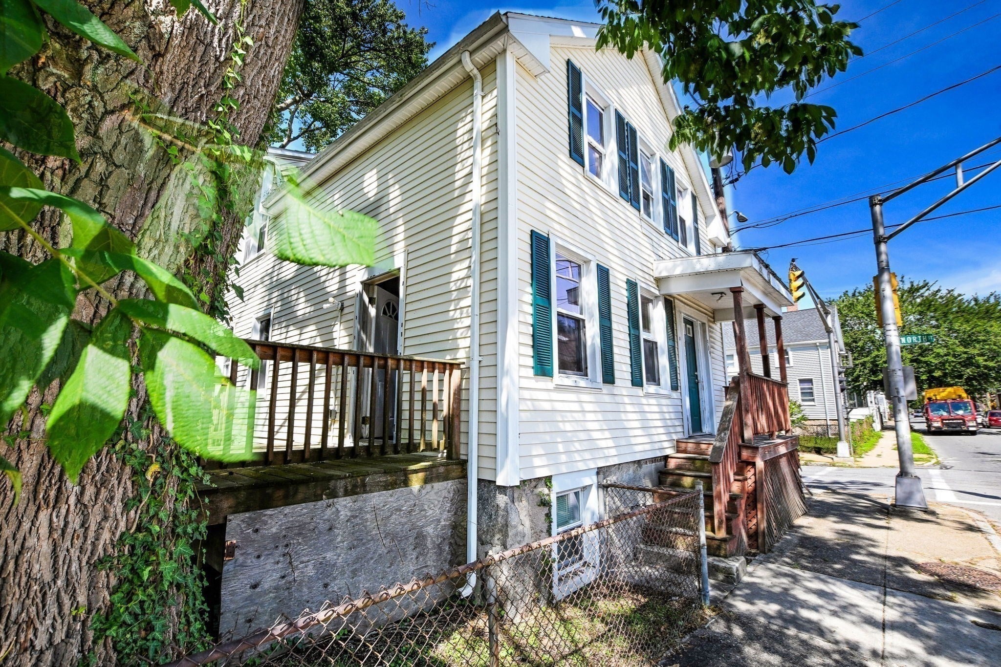 309 Cottage St, New Bedford, MA Photo #4