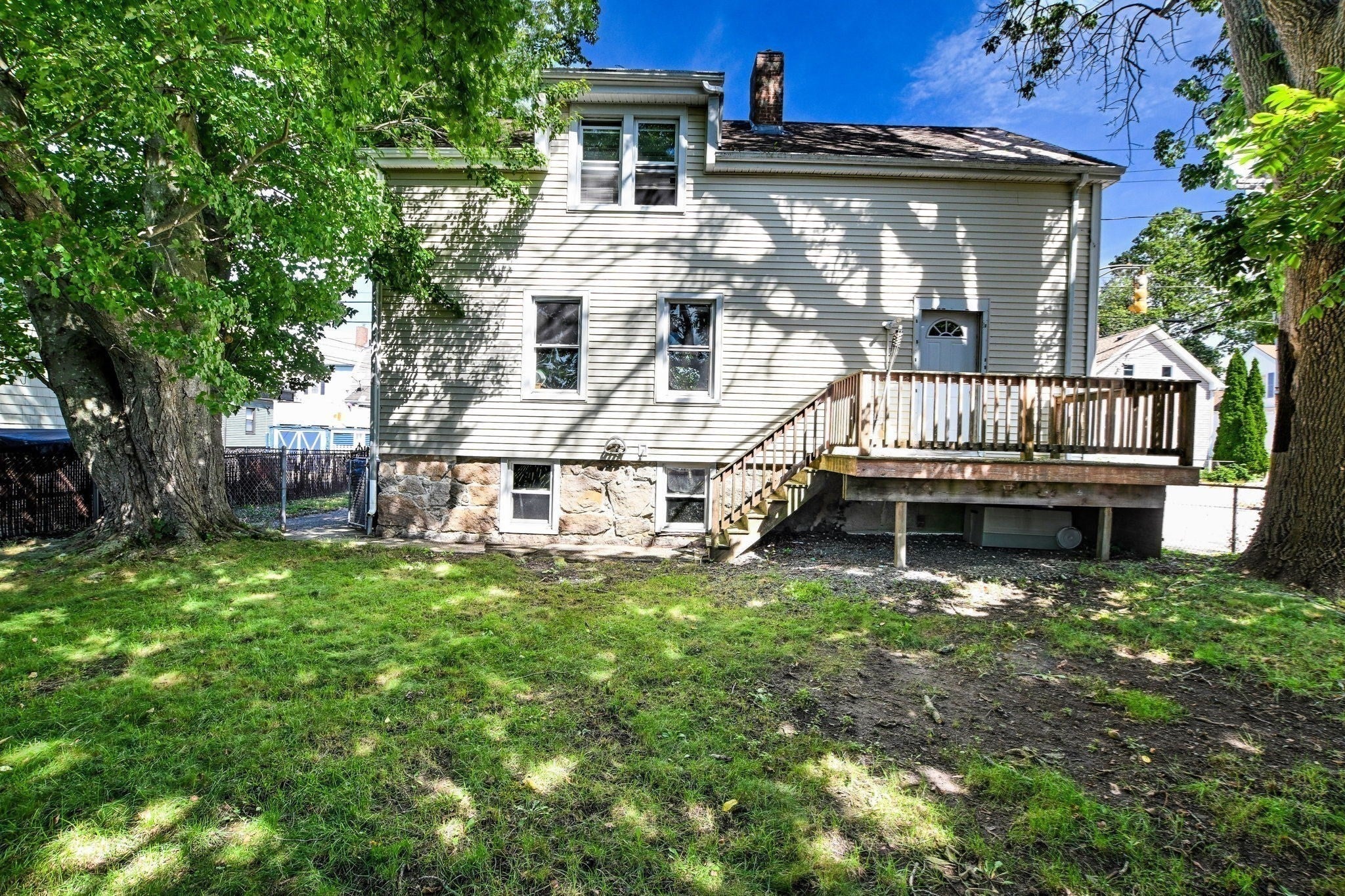309 Cottage St, New Bedford, MA Photo #6
