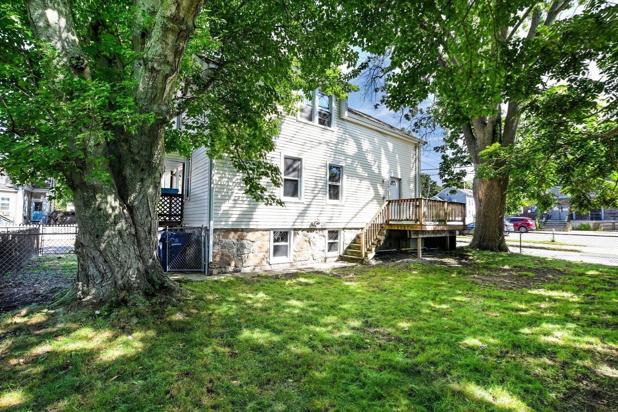 309 Cottage St, New Bedford, MA Photo #5