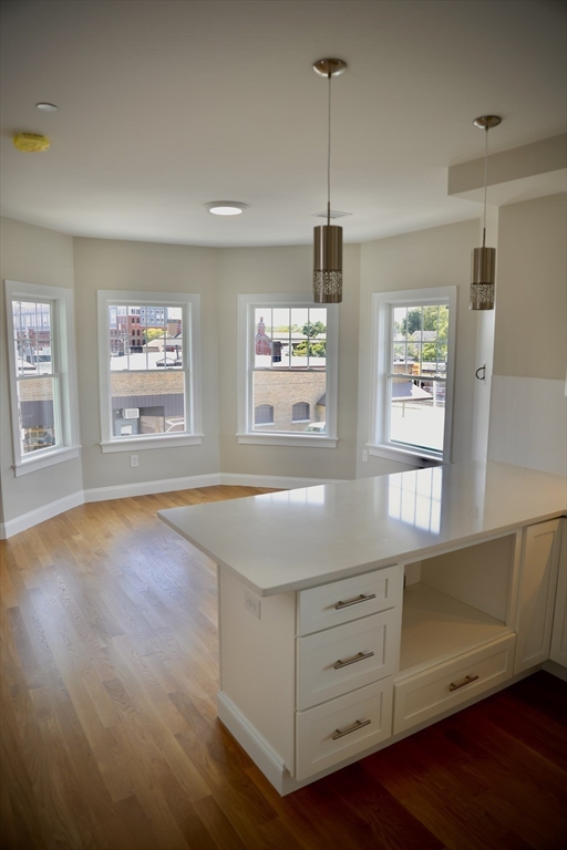 35 Chestnut St 1
