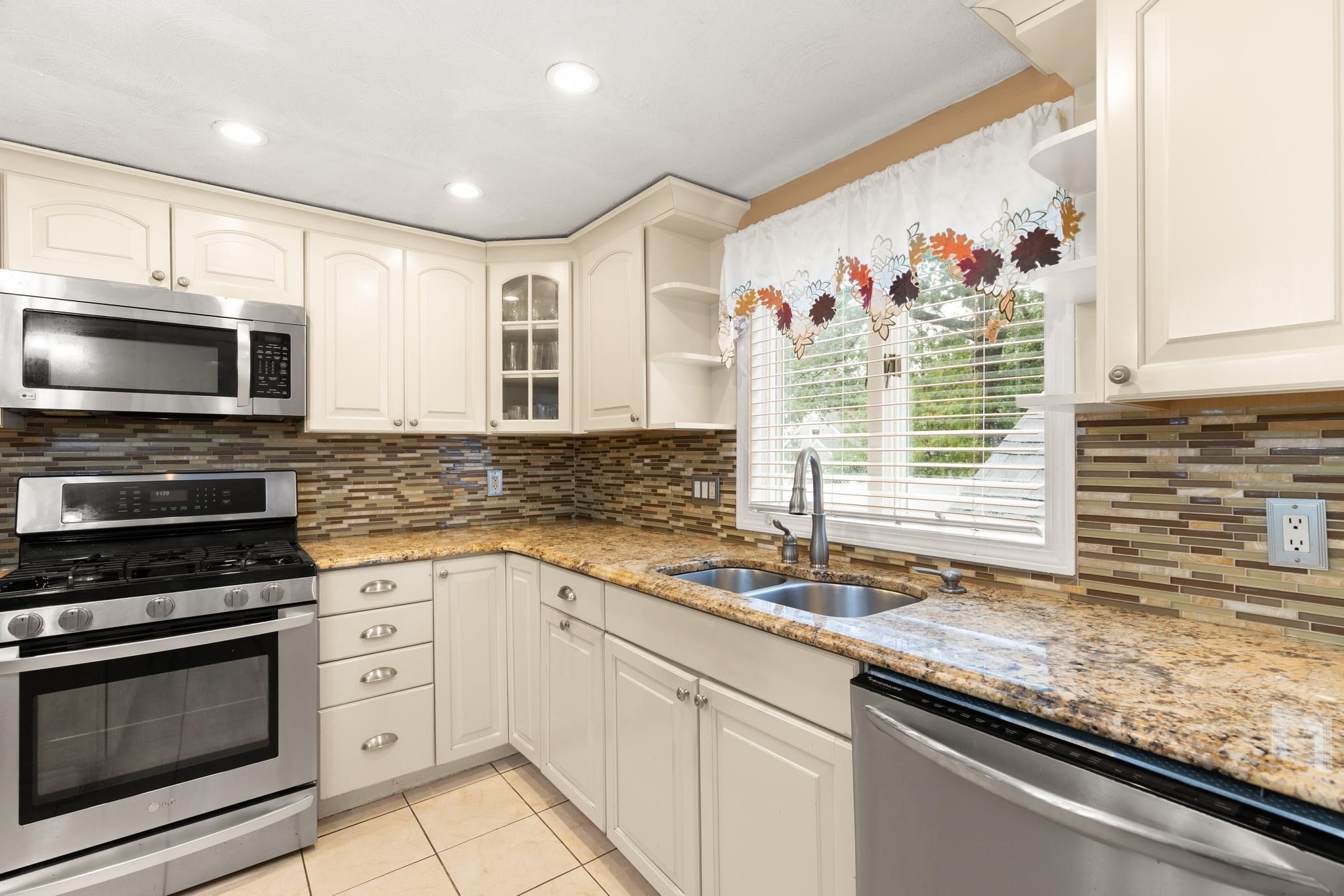 12 Cedar Circle, Randolph, MA, 12 Cedar Circle, Randolph, MA Photo #23