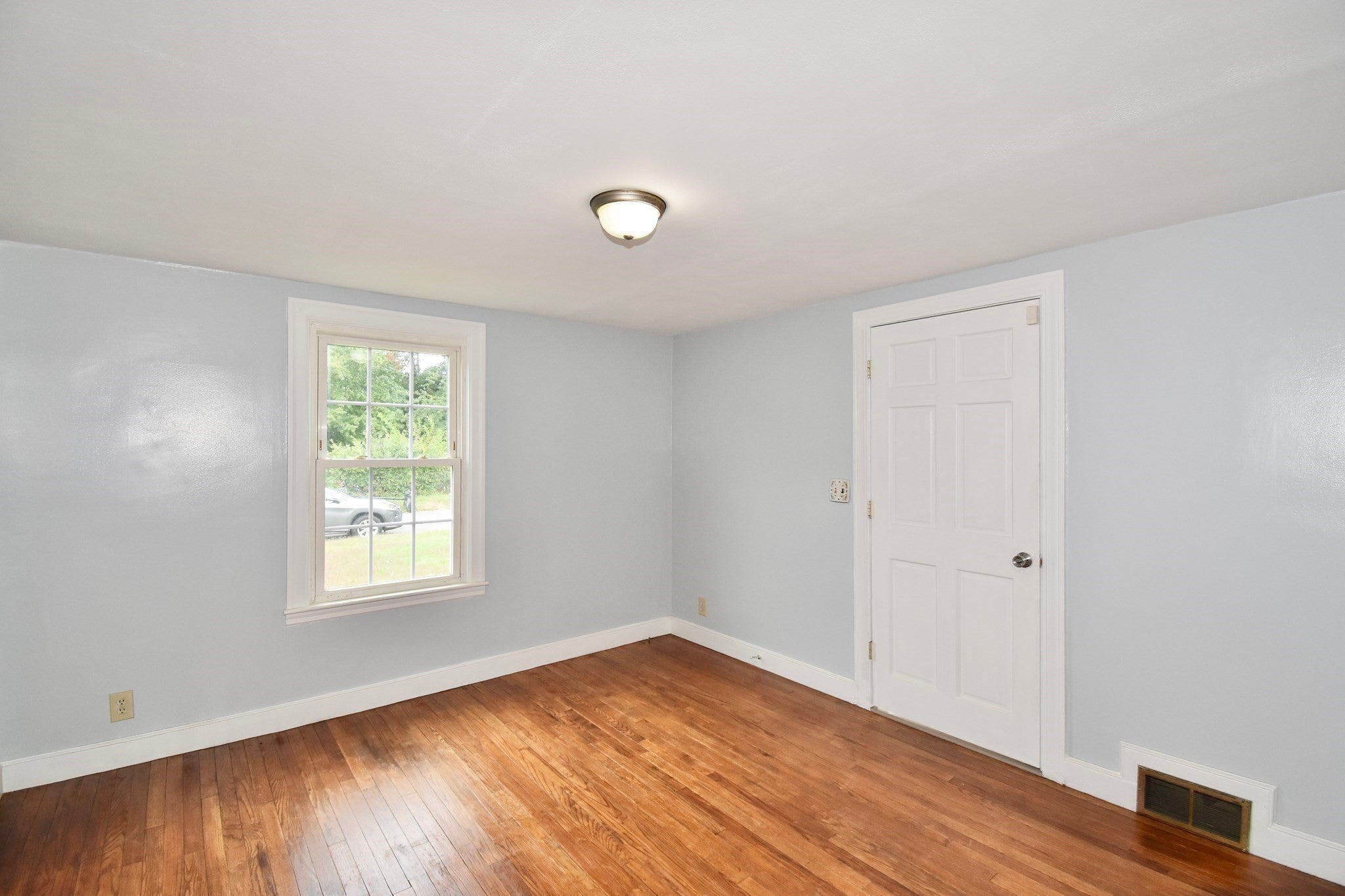 67 Temby St, Springfield, MA, 67 Temby St, Springfield, MA Photo #8