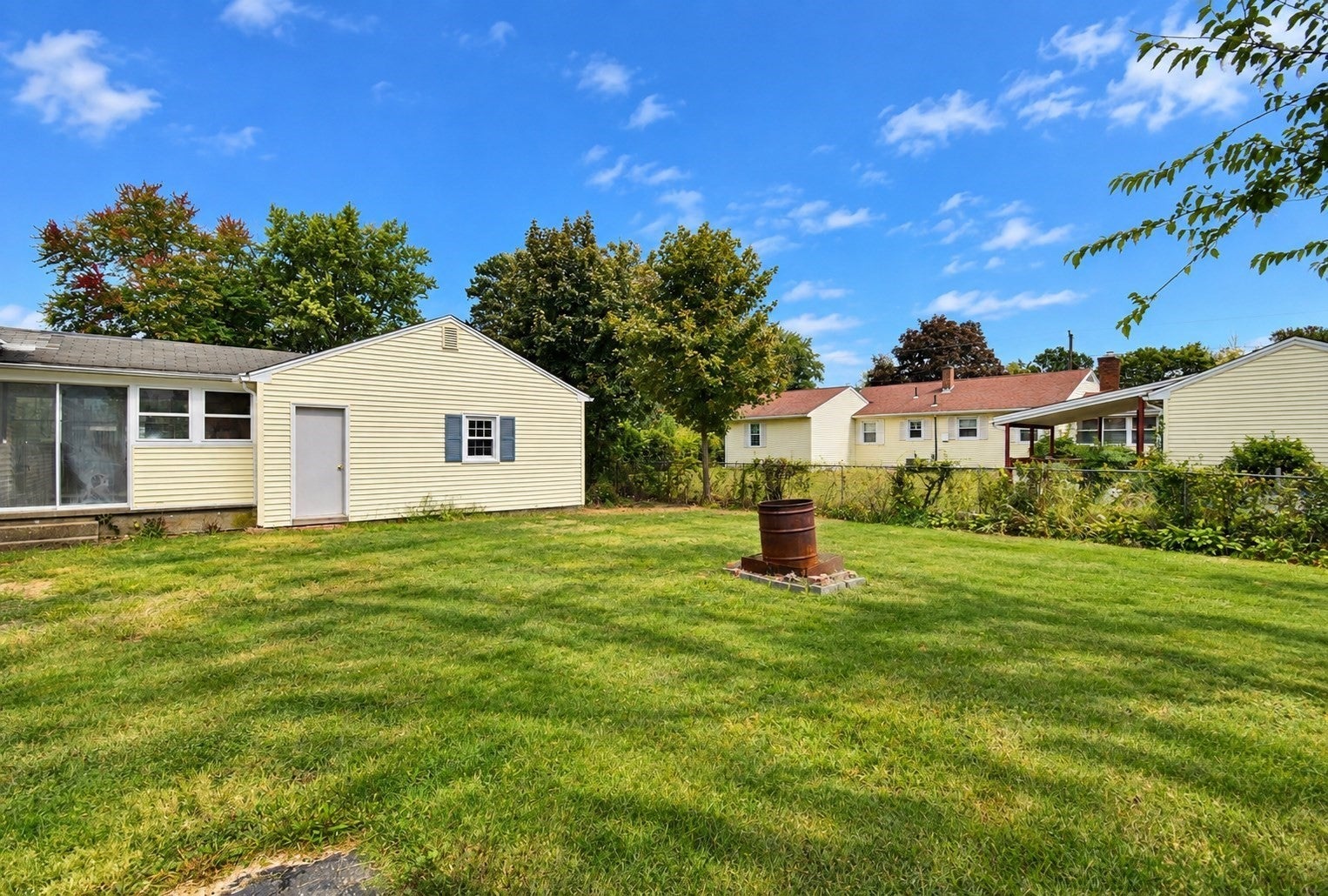 67 Temby St, Springfield, MA, 67 Temby St, Springfield, MA Photo #28