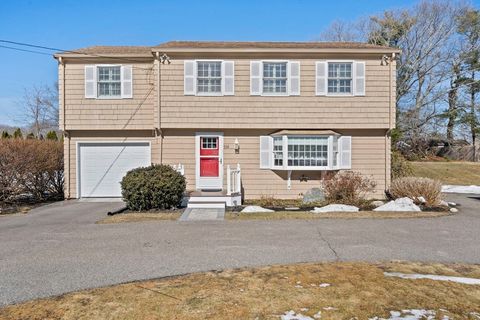 Photo of 568 Webster St, Marshfield, MA 02050 (MLS # 73484889)