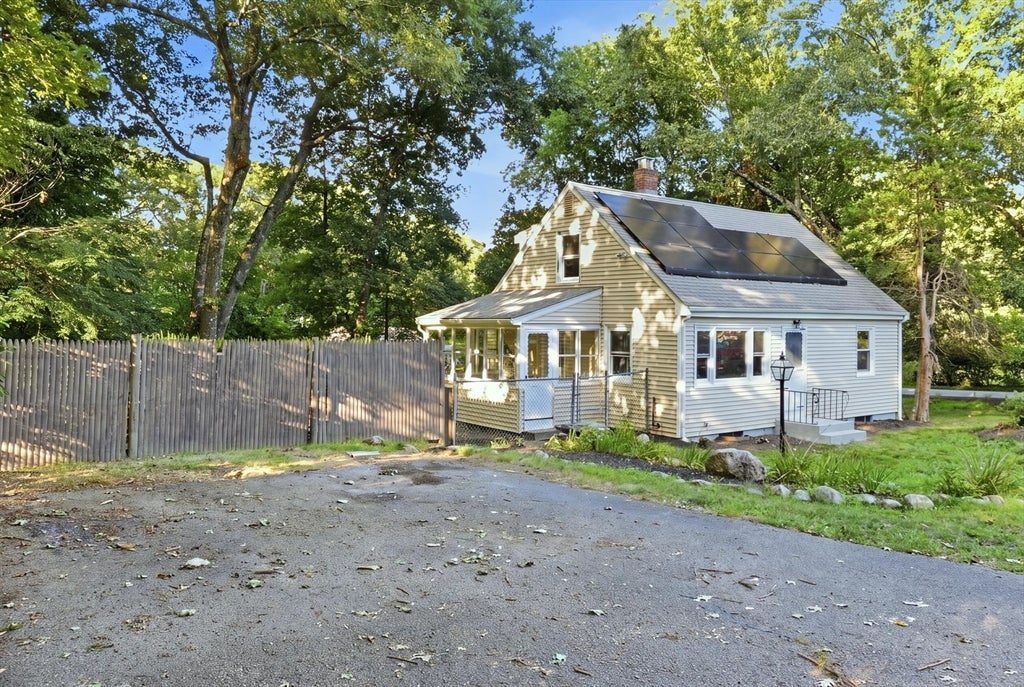 28 Mulberry Ln, Ashland, MA Photo #3