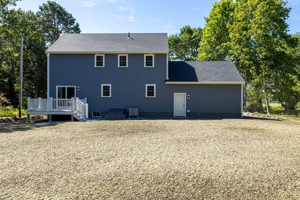 65 Great Neck Road