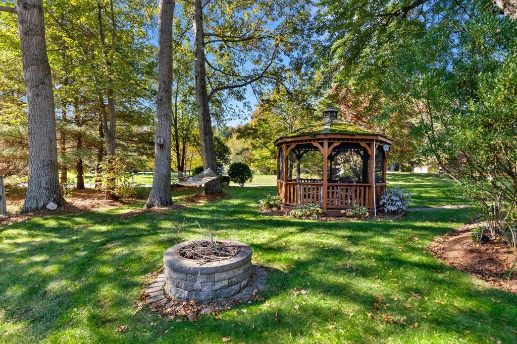 11 Simonds Farm Road