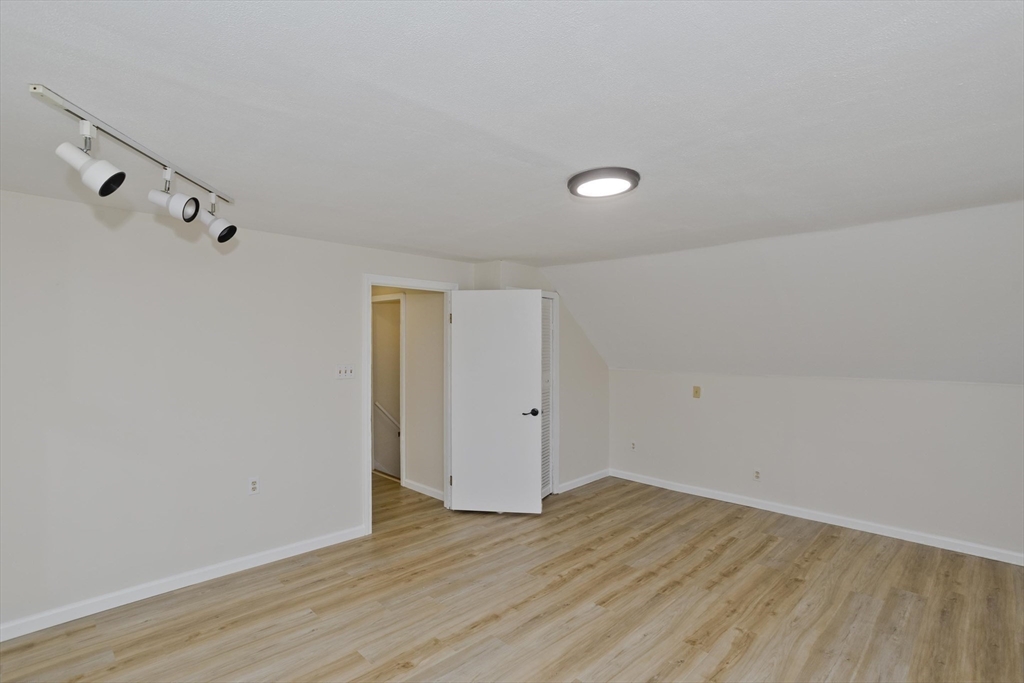 192 Gardens Dr, Springfield, MA Photo #25