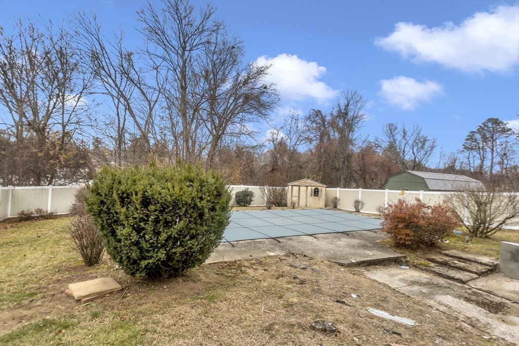 192 Gardens Dr, Springfield, MA Photo #32