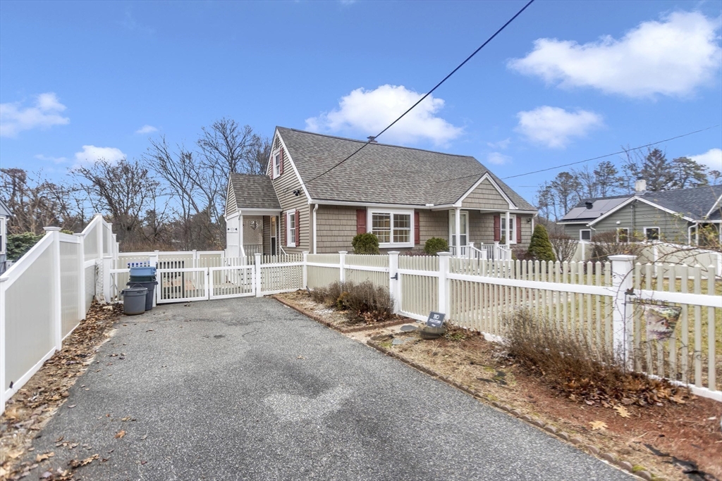 192 Gardens Dr, Springfield, MA Photo #34