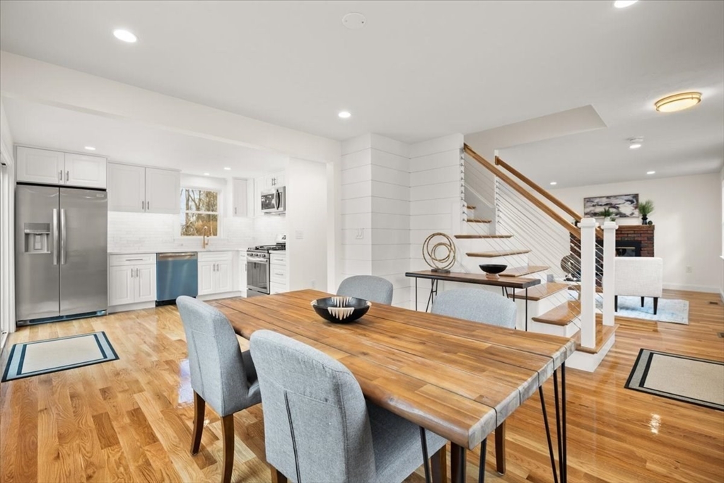 47 W Vanston Rd