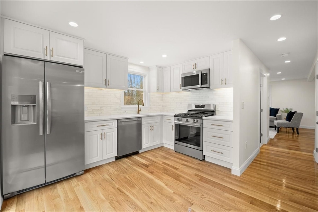 47 W Vanston Rd