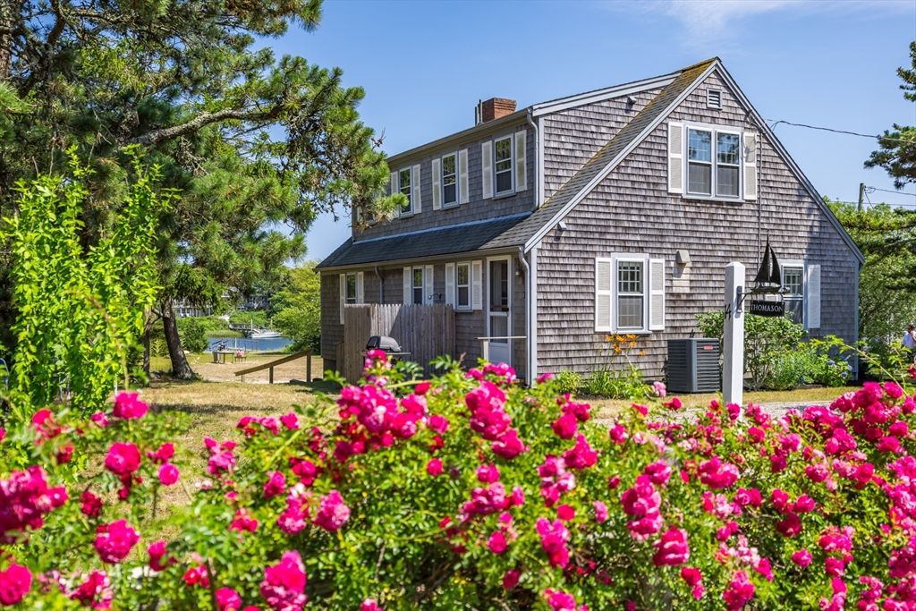 Harwich, Massachusetts 02671, United States, 4 Bedrooms Bedrooms, ,2 BathroomsBathrooms,Residential,Active,170610