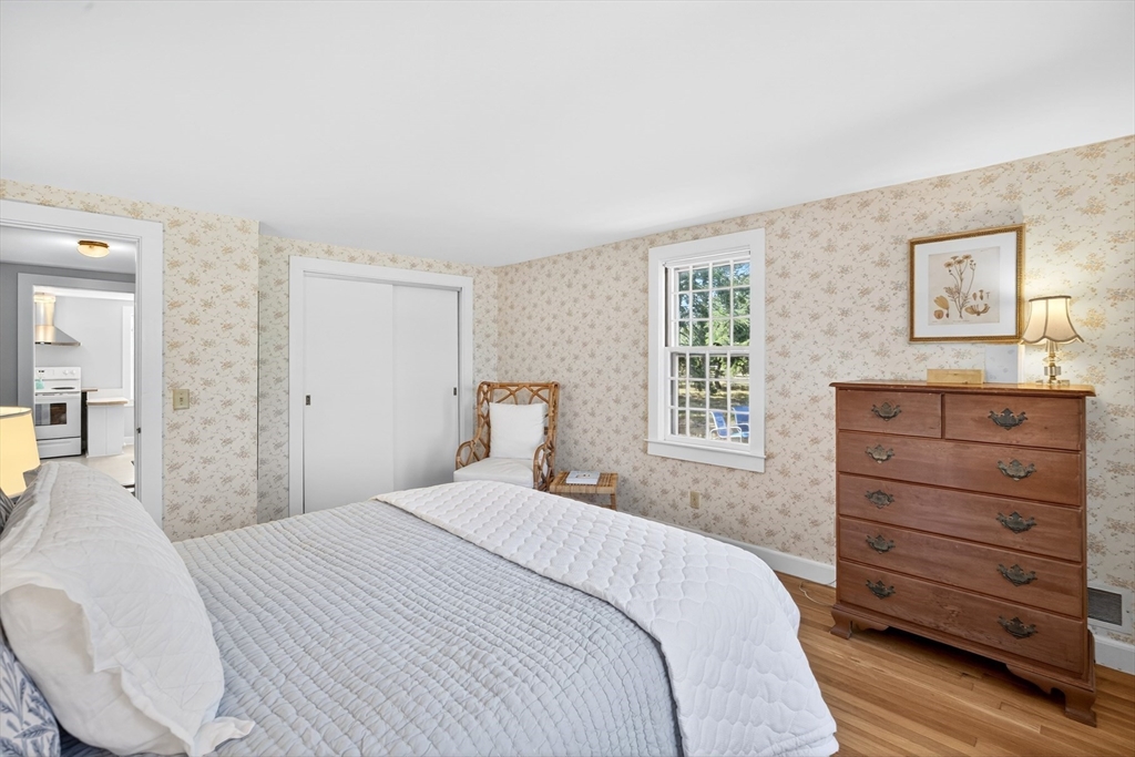 Harwich, Massachusetts 02671, United States, 4 Bedrooms Bedrooms, ,2 BathroomsBathrooms,Residential,Active,170610