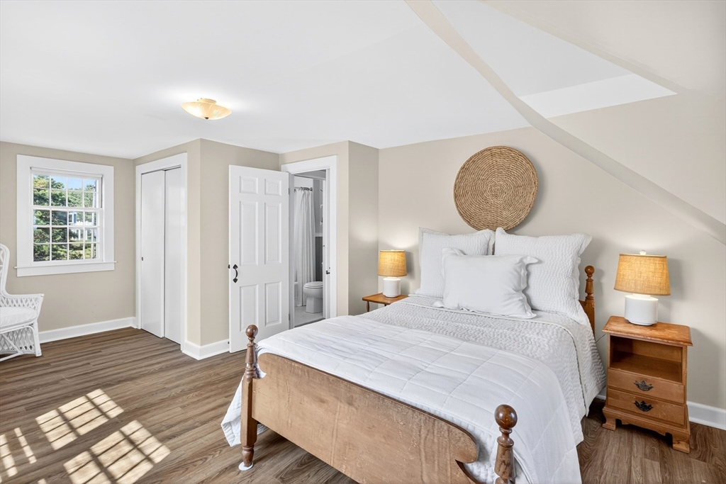 Harwich, Massachusetts 02671, United States, 4 Bedrooms Bedrooms, ,2 BathroomsBathrooms,Residential,Active,170610