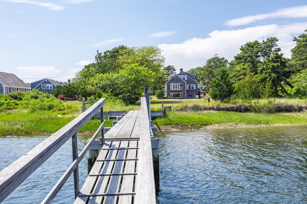 Harwich, Massachusetts 02671, United States, 4 Bedrooms Bedrooms, ,2 BathroomsBathrooms,Residential,Active,170610