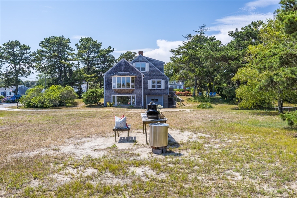 Harwich, Massachusetts 02671, United States, 4 Bedrooms Bedrooms, ,2 BathroomsBathrooms,Residential,Active,170610