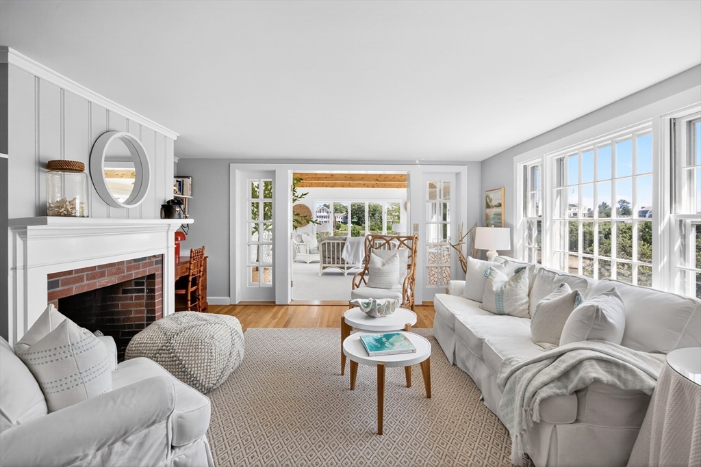 Harwich, Massachusetts 02671, United States, 4 Bedrooms Bedrooms, ,2 BathroomsBathrooms,Residential,Active,170610