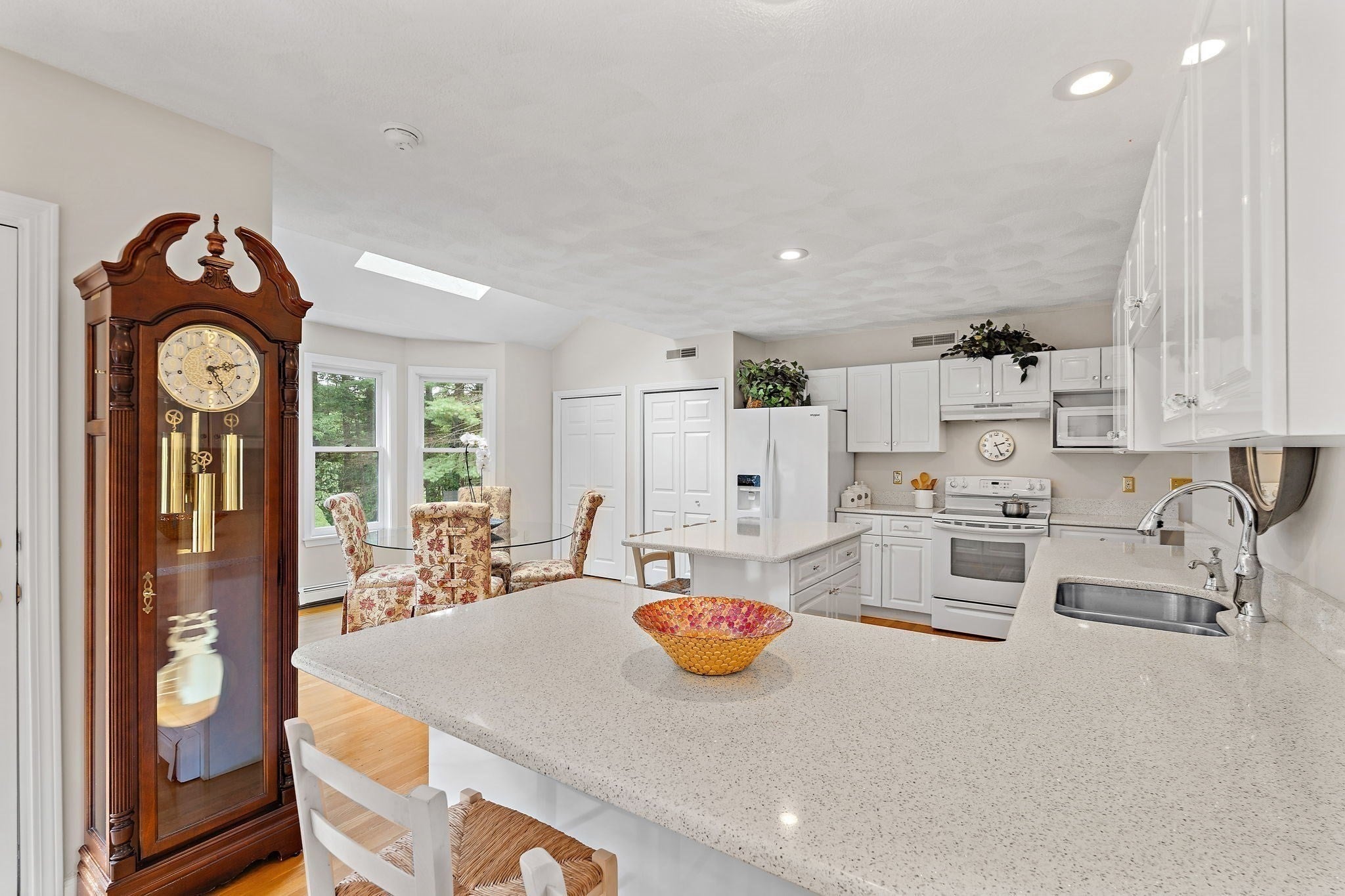 5 Buckskin Lane, Westford, MA, 5 Buckskin Lane, Westford, MA Photo #7