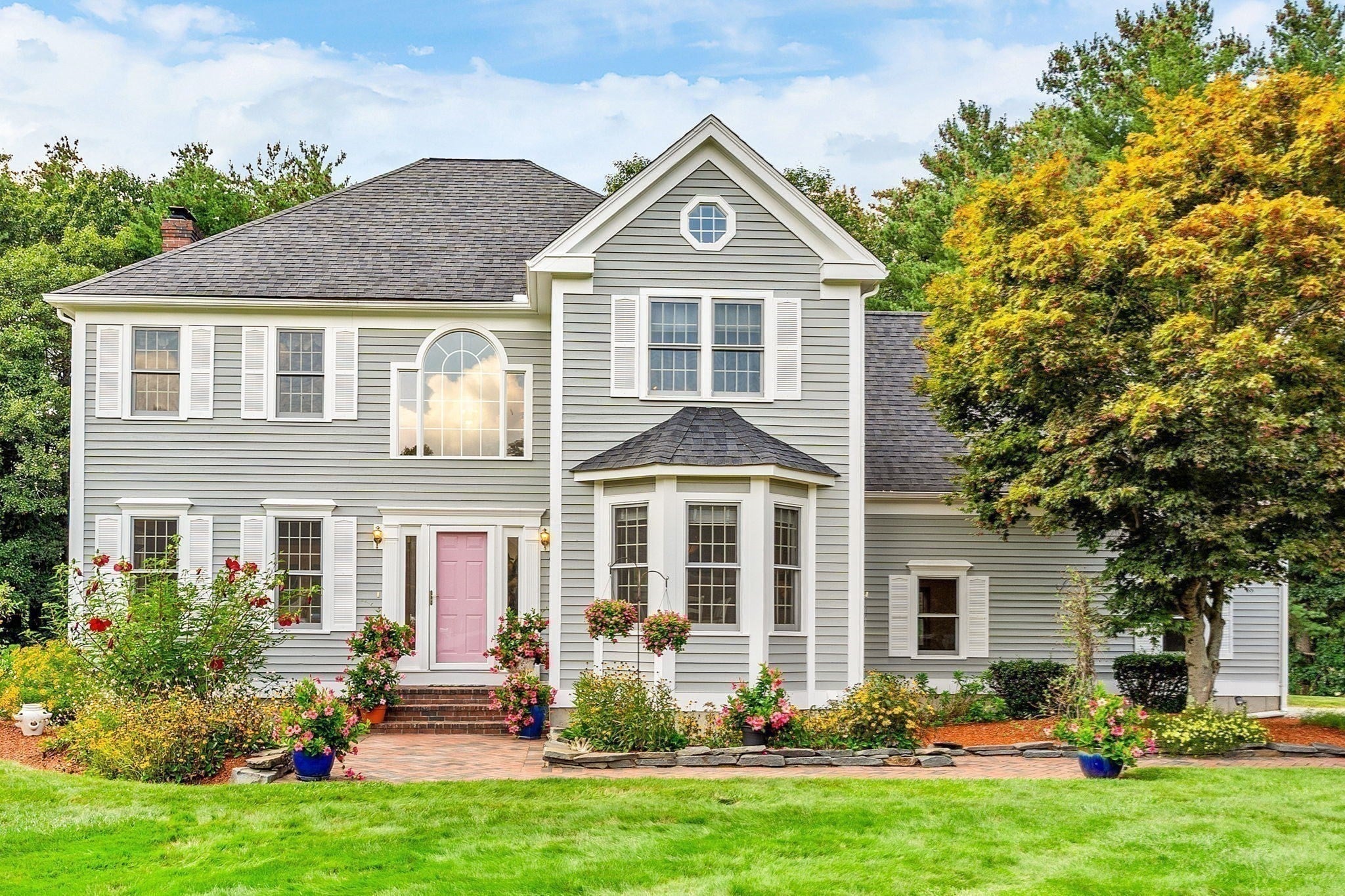 5 Buckskin Lane, Westford, MA, 5 Buckskin Lane, Westford, MA Photo #2