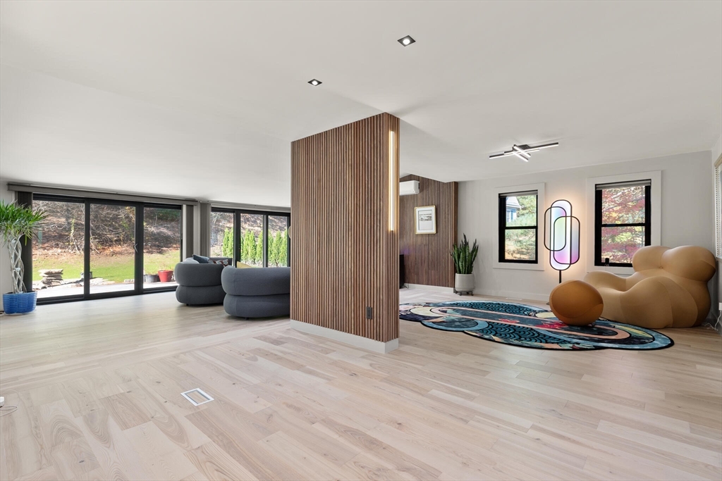 3 Blue Heron Dr