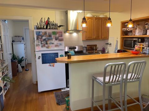 Photo of 25 Andrew St #1, Cambridge, MA 02139 (MLS # 73535130)
