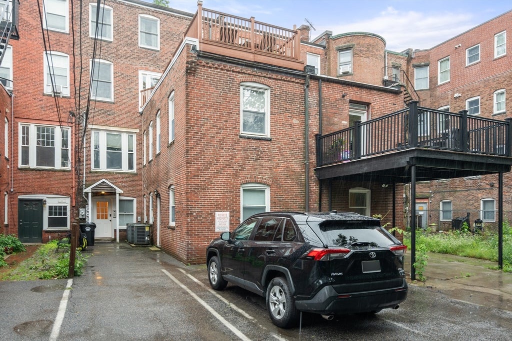 1724 Beacon St #1, Brookline, MA Photo #15