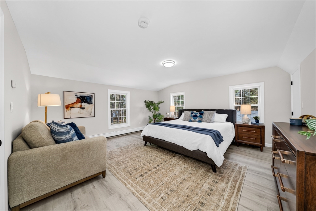 42 Lawsbrook Rd