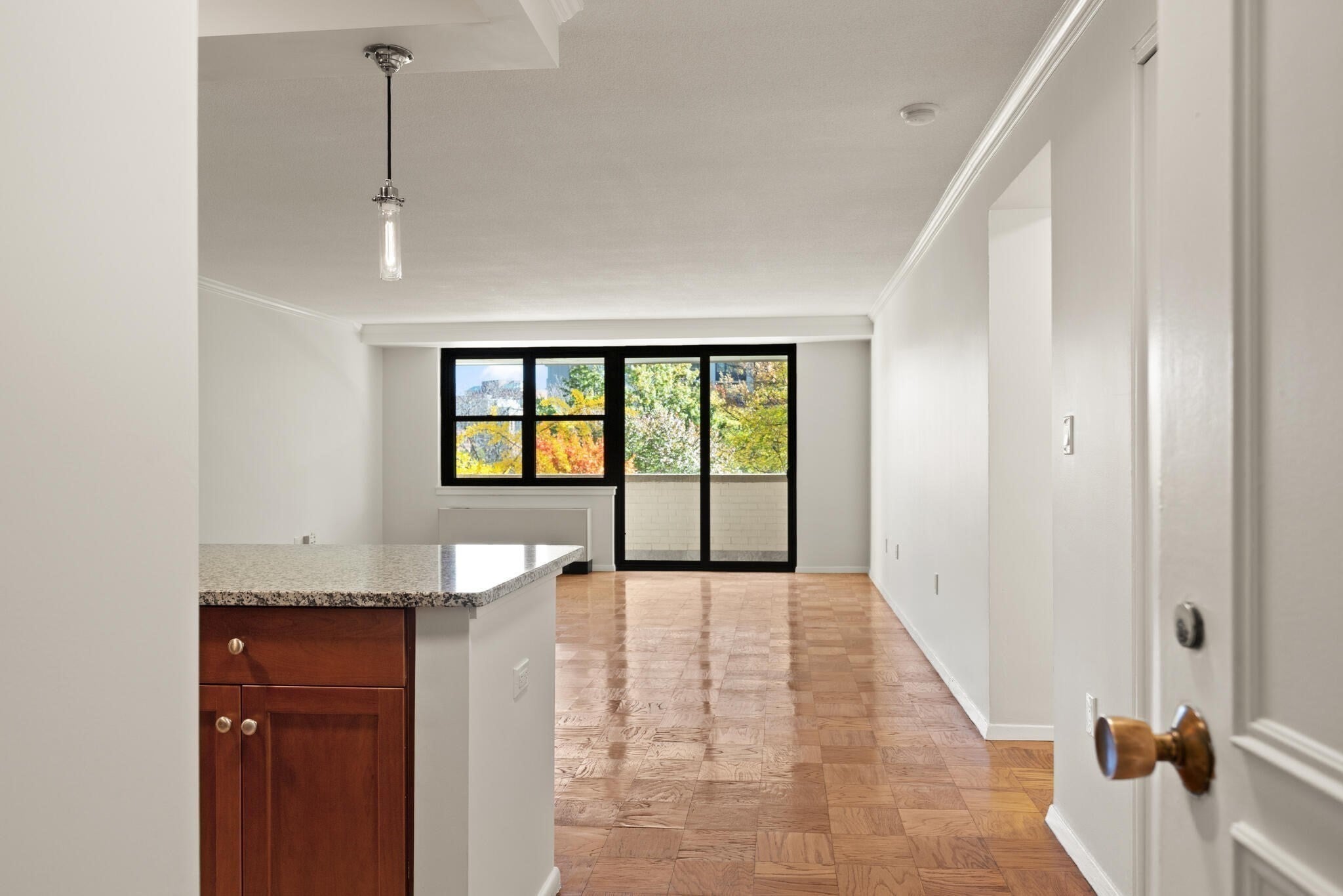 2 Hawthorne Place 5H