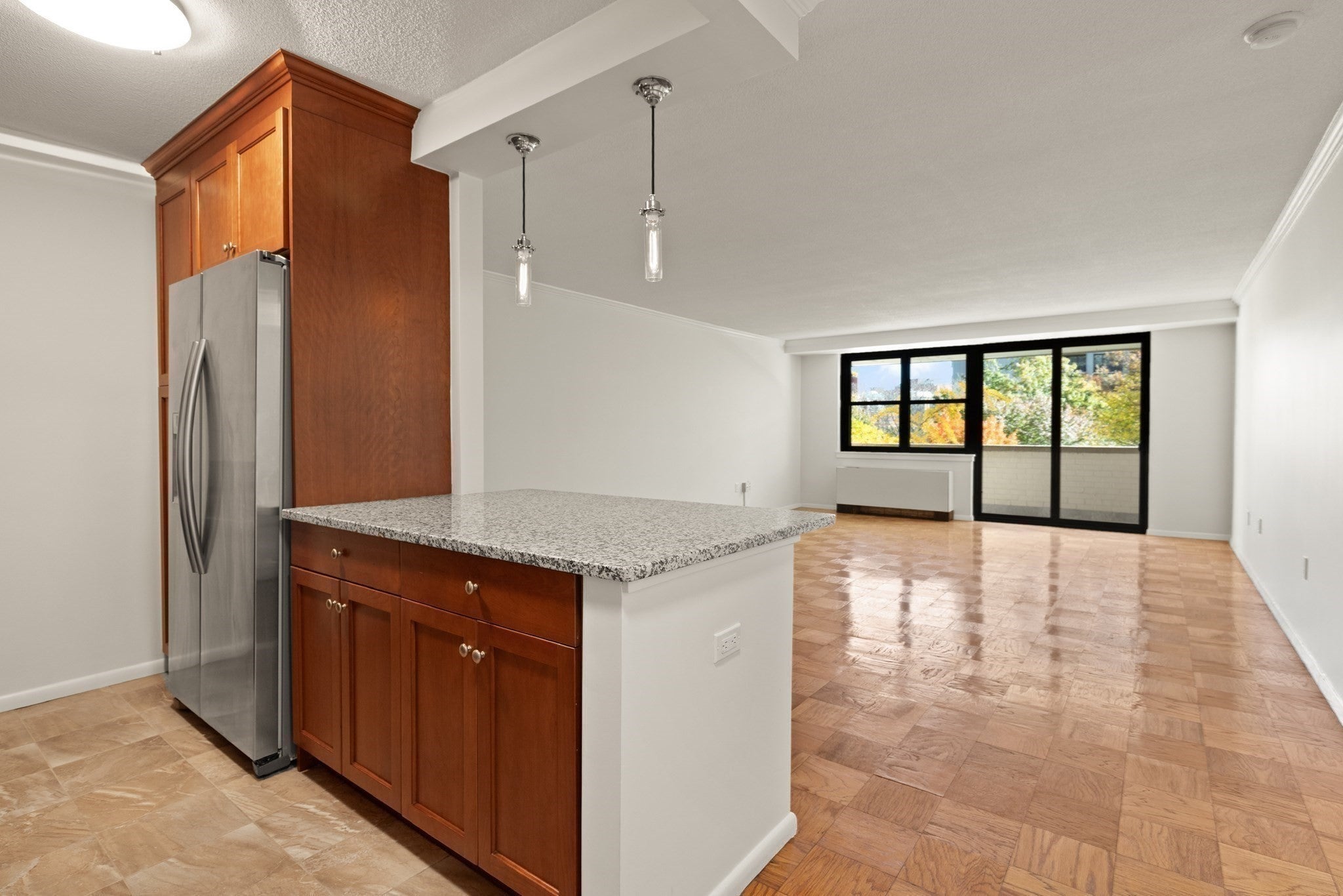 2 Hawthorne Place 5H