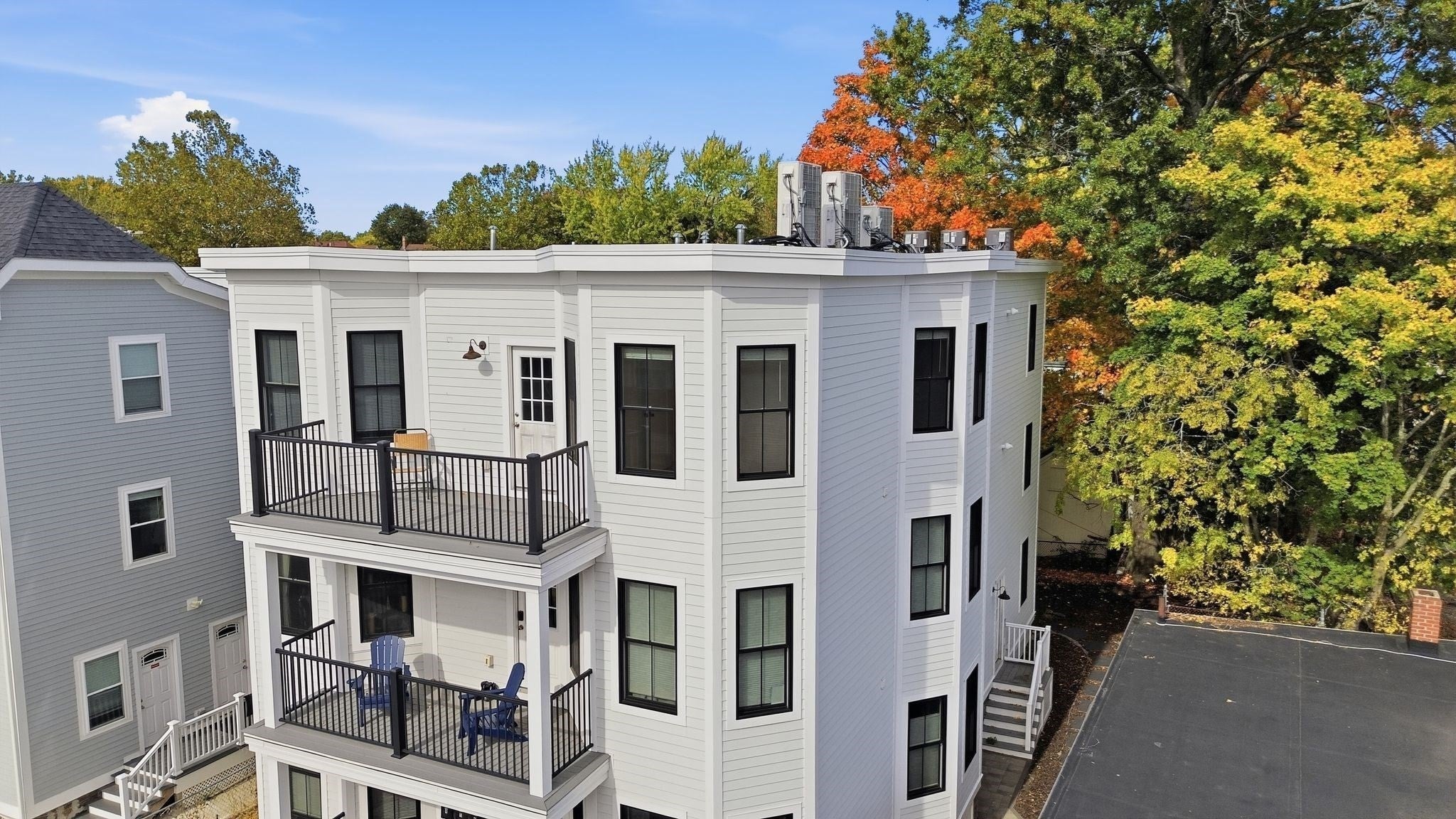 138 Centre St 6