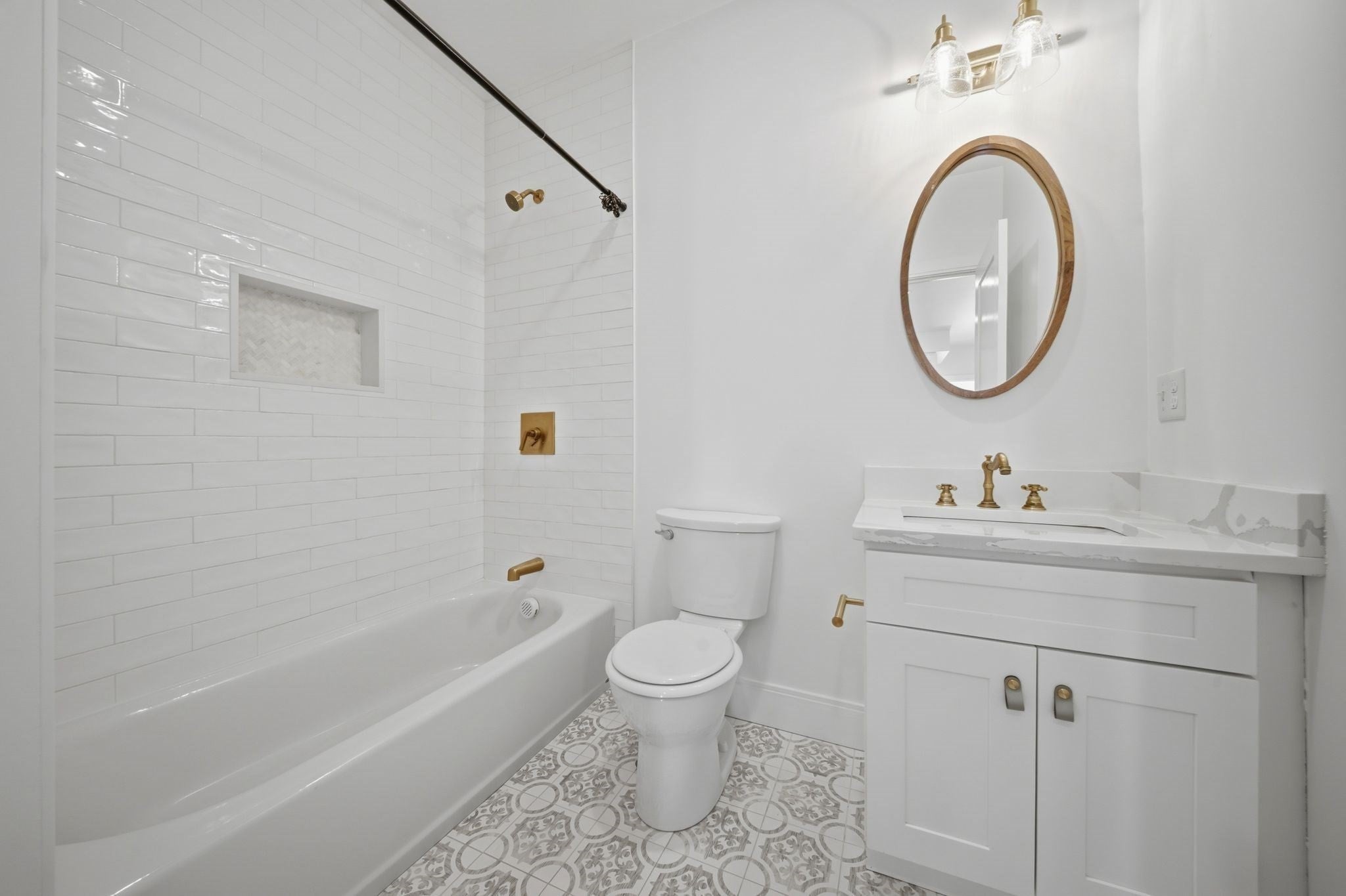 138 Centre St #6, Boston, MA Photo #20