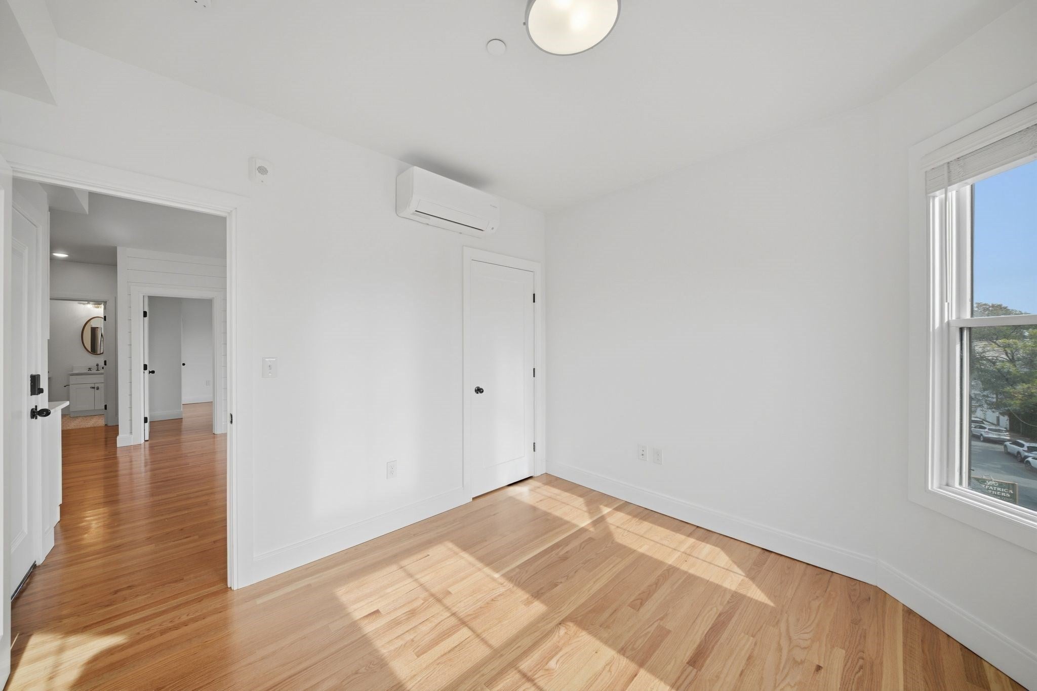138 Centre St #6, Boston, MA Photo #16