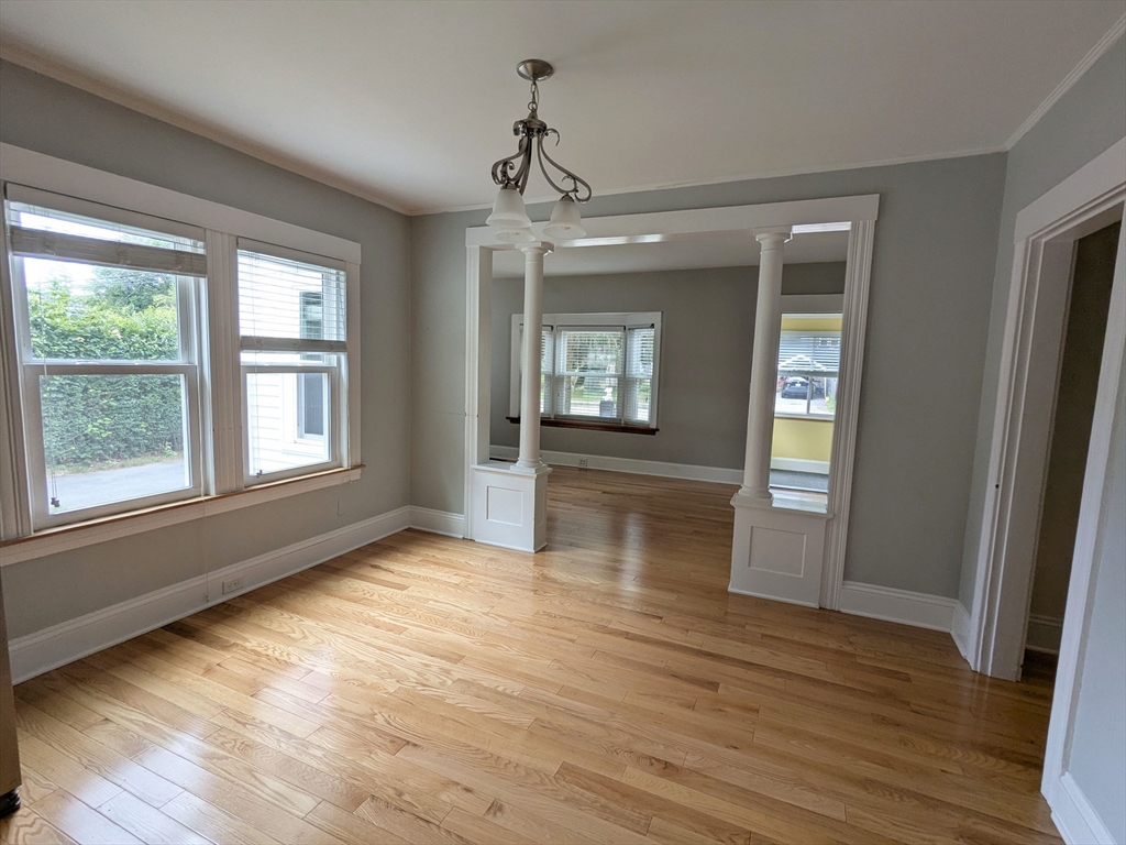 142 S Main St