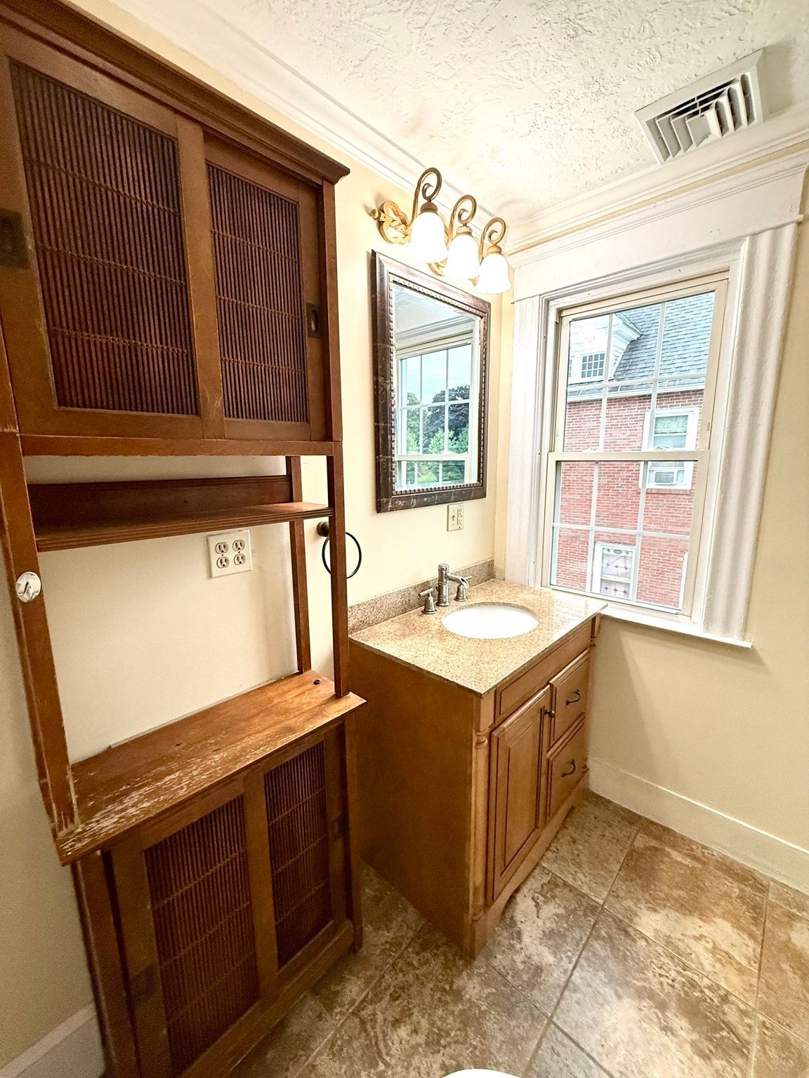 2143-2145 Northampton Street, Holyoke, MA, 2143-2145 Northampton Street, Holyoke, MA Photo #13
