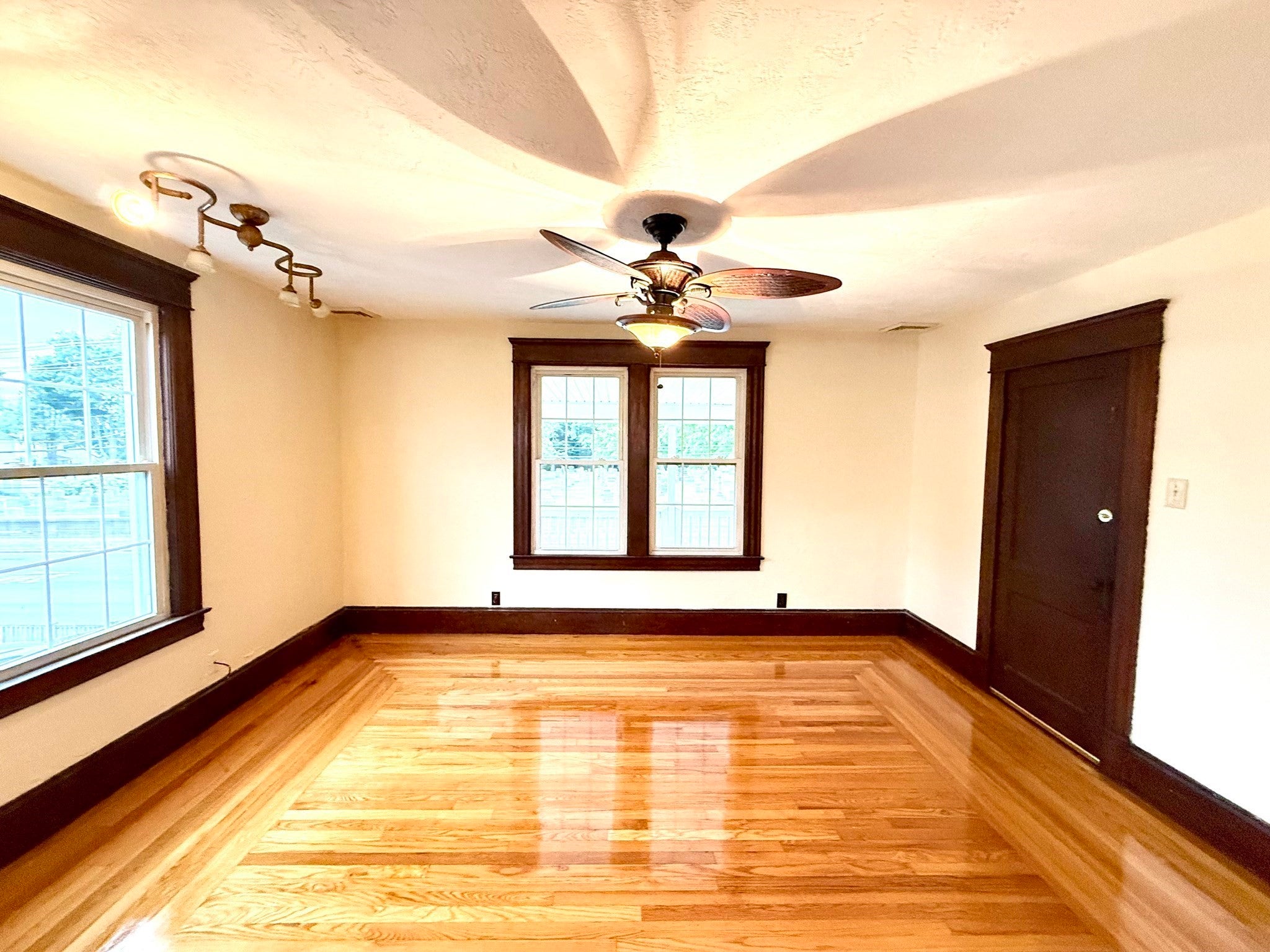 2143-2145 Northampton Street, Holyoke, MA, 2143-2145 Northampton Street, Holyoke, MA Photo #7