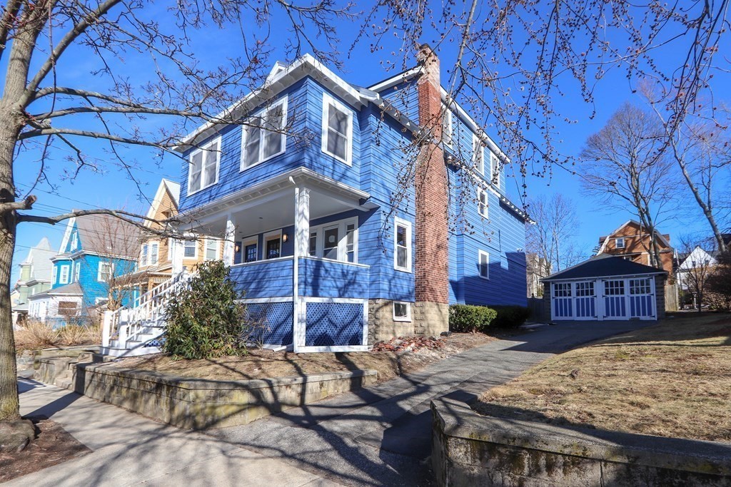 Medford, Massachusetts 02155, United States, 3 Bedrooms Bedrooms, ,2 BathroomsBathrooms,Residential,Active,94493