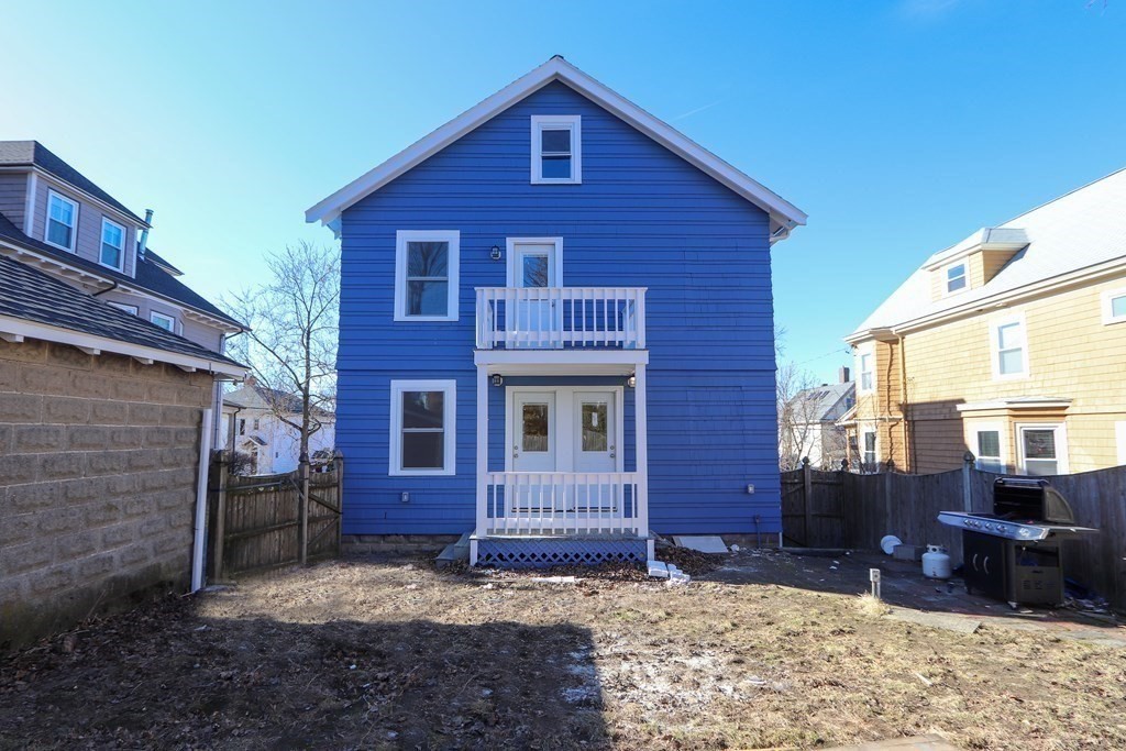 Medford, Massachusetts 02155, United States, 3 Bedrooms Bedrooms, ,2 BathroomsBathrooms,Residential,Active,94493