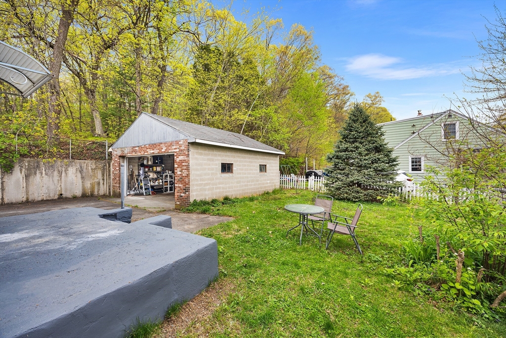 43 Belcourt Rd, Worcester, MA Photo #23
