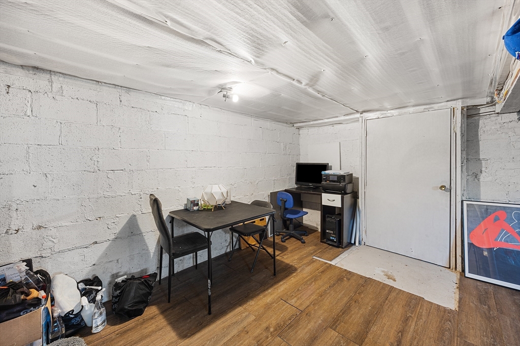 43 Belcourt Rd, Worcester, MA Photo #21