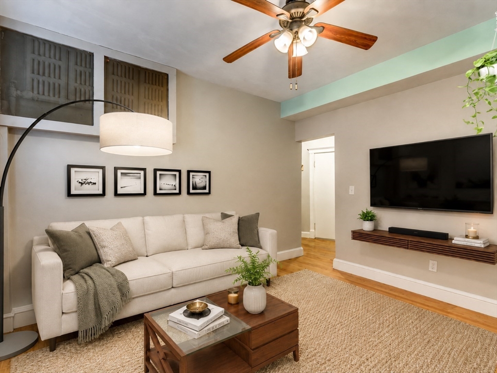 238 S Huntington Ave 1