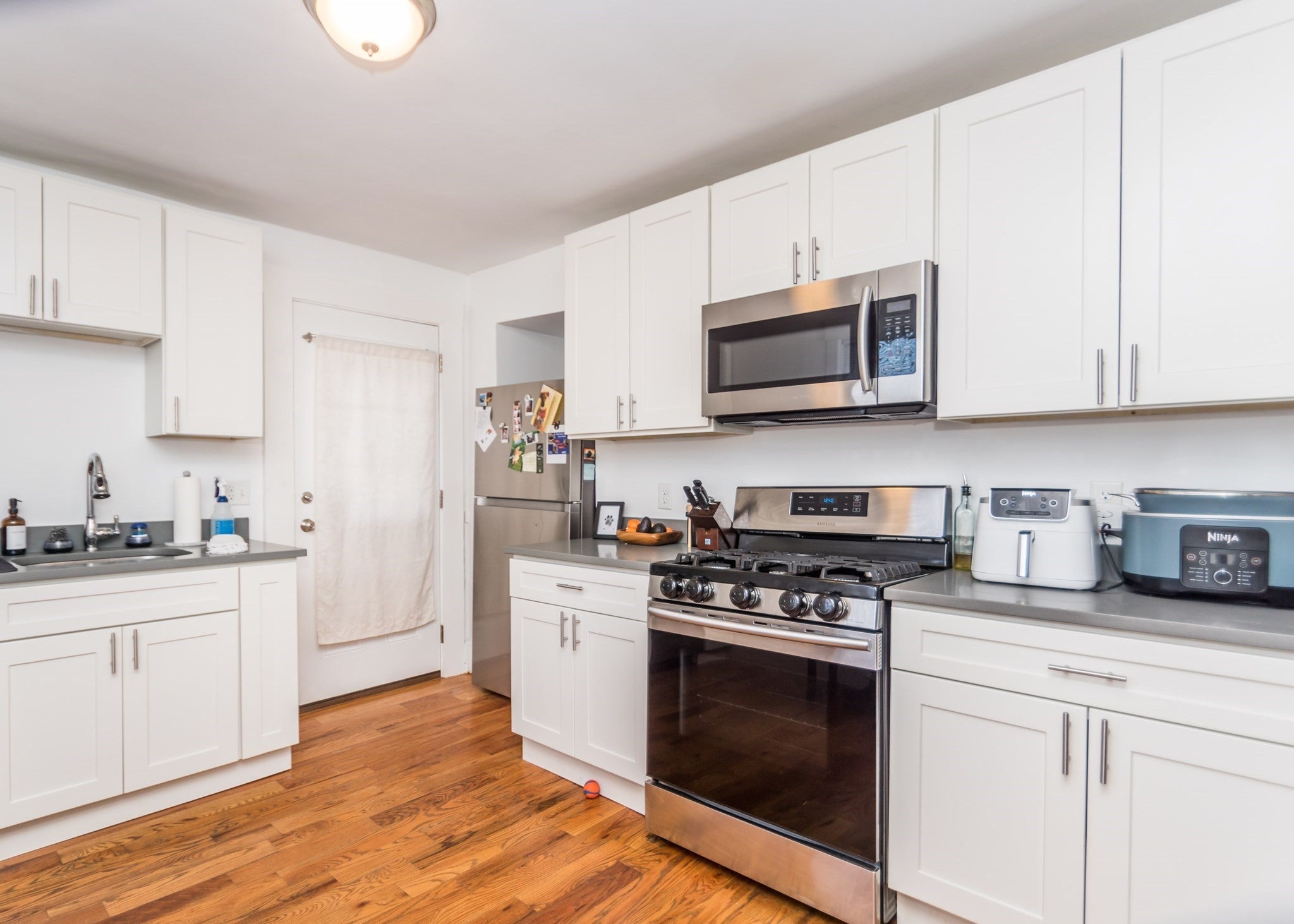 252-254 Crescent Street